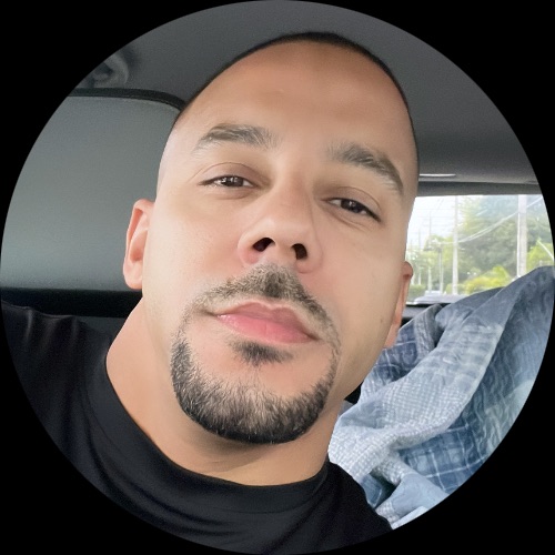 Alex Enriquez