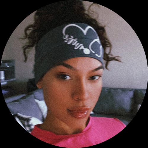 Alicia T.
